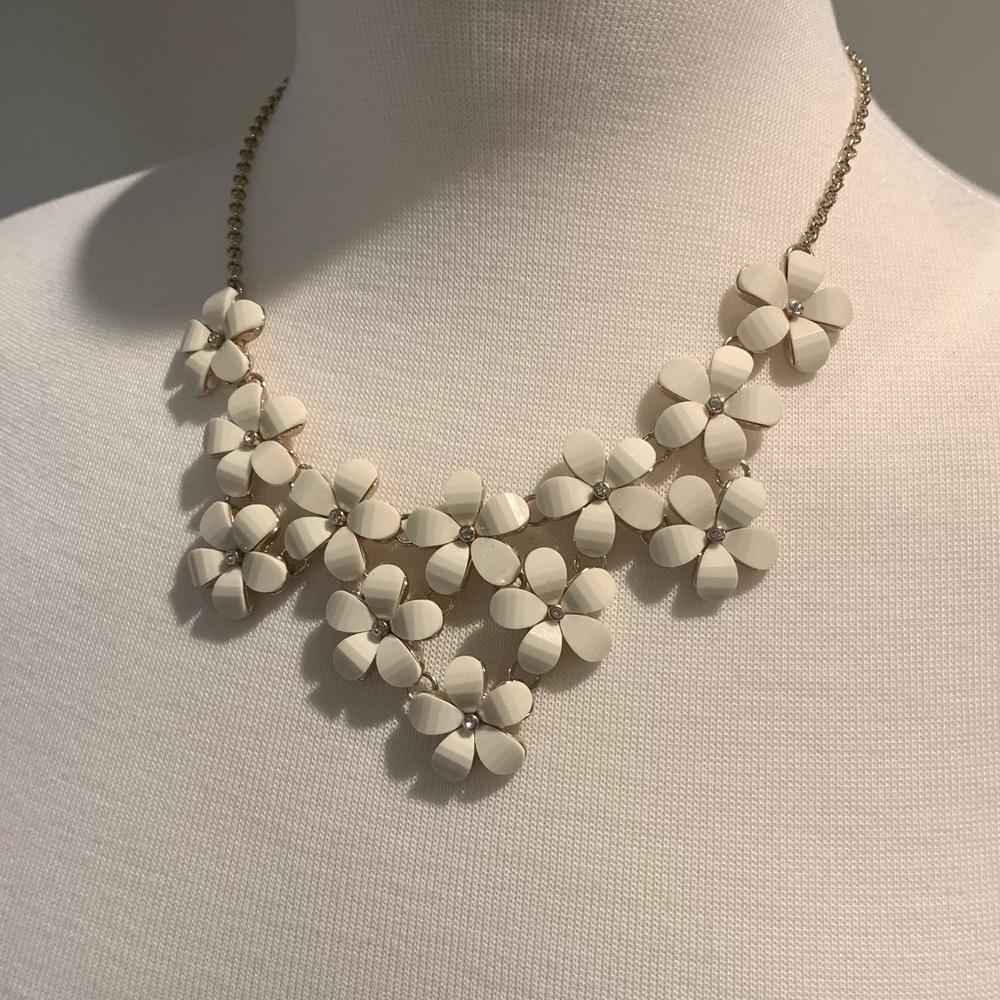 Faux Ivory and Gold Floral Necklace - Picture 2 of 4
